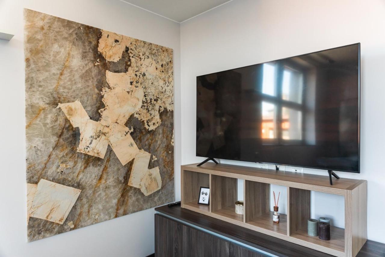 Moderno Bilocale 64Mq Con Parcheggio E Palestra Apartment Milano Ngoại thất bức ảnh